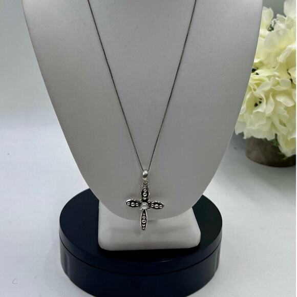 Silpada Signed Sterling Silver
Pearl Cross Religious Pendant S0971 925 necklace - Picture 1 of 12